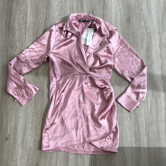 Zara Dresses & Skirts - ZARA pink silky mini dress size M NWT
